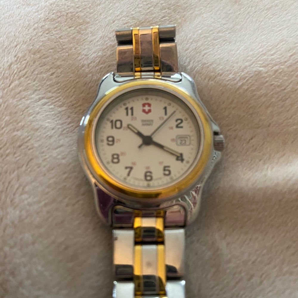 Swiss Army Brand Victorinox womens Officer watch. Gold and silver.